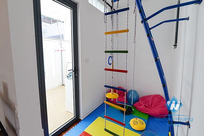 Gorgeous scandinavian style 4 bedrooms villa for rent in Tay Ho, Hanoi 